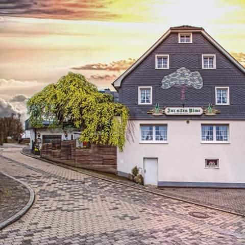 Restaurant "Zur alten Ulme" in Kürten