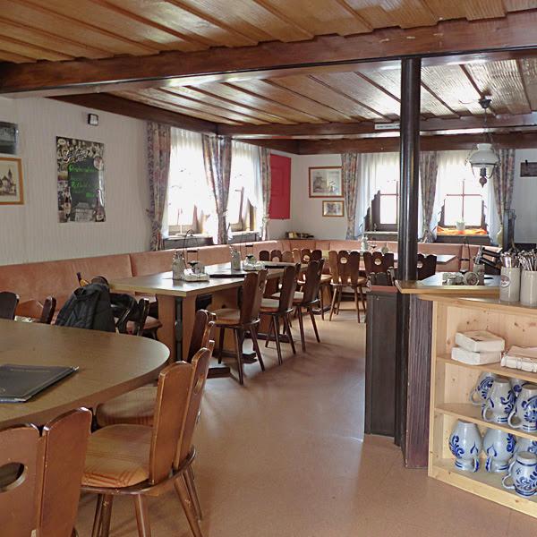Restaurant "Wirtshaus Zum Grünen Baum Kälberau" in Alzenau