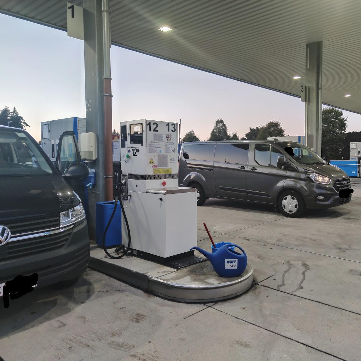 Restaurant "Serways Raststätte Oberpfälzer Alb Süd" in Illschwang