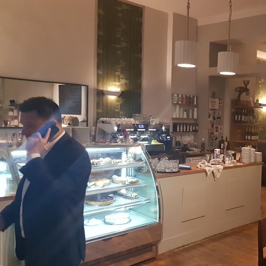 Restaurant "Röstwerk Kaffeerösterei" in Berlin