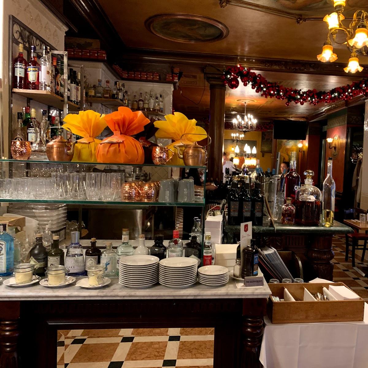 Restaurant "12 Apostel" in Berlin