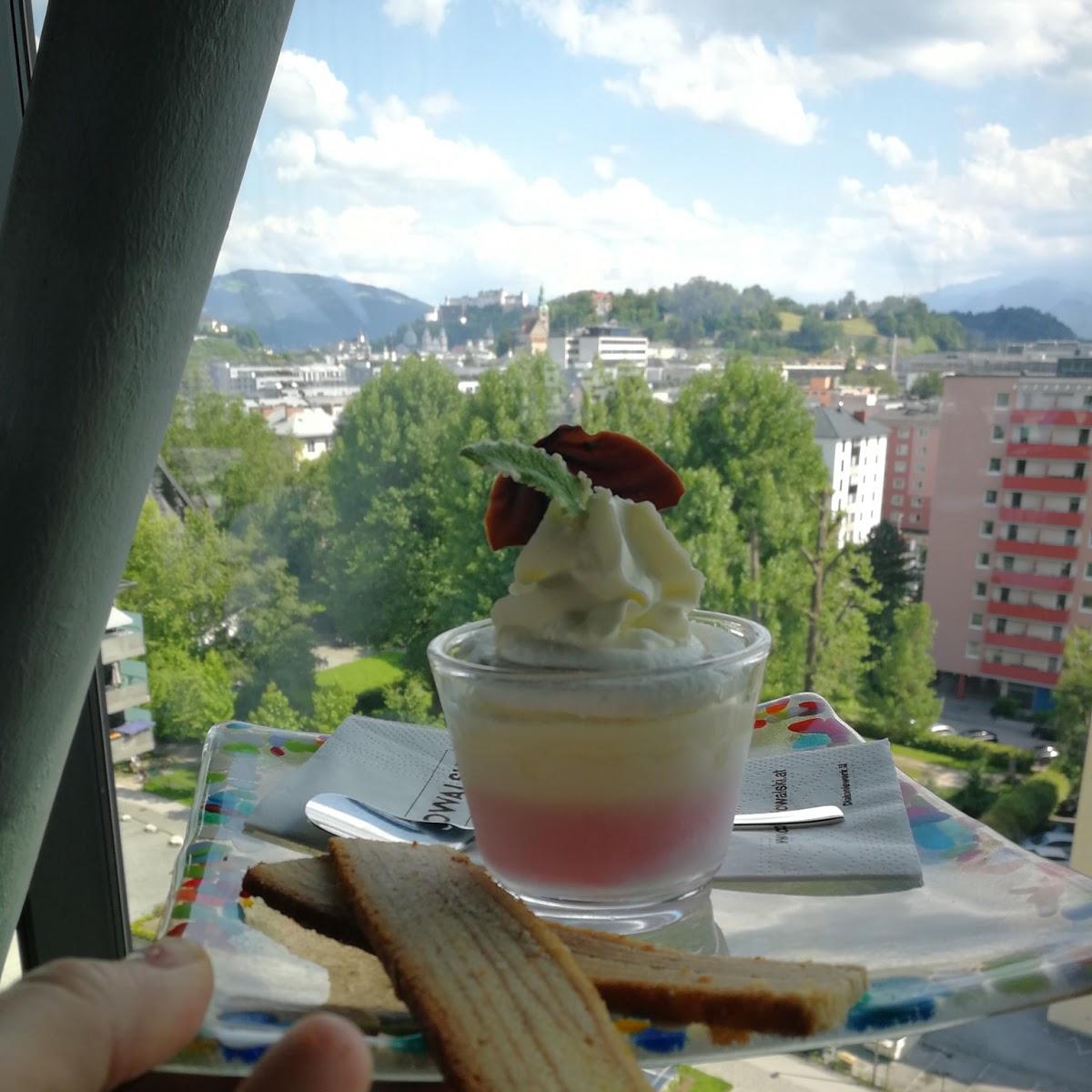 Restaurant "KOWALSKI café & bistro I panoramabar - Neue Mitte Lehen" in Salzburg