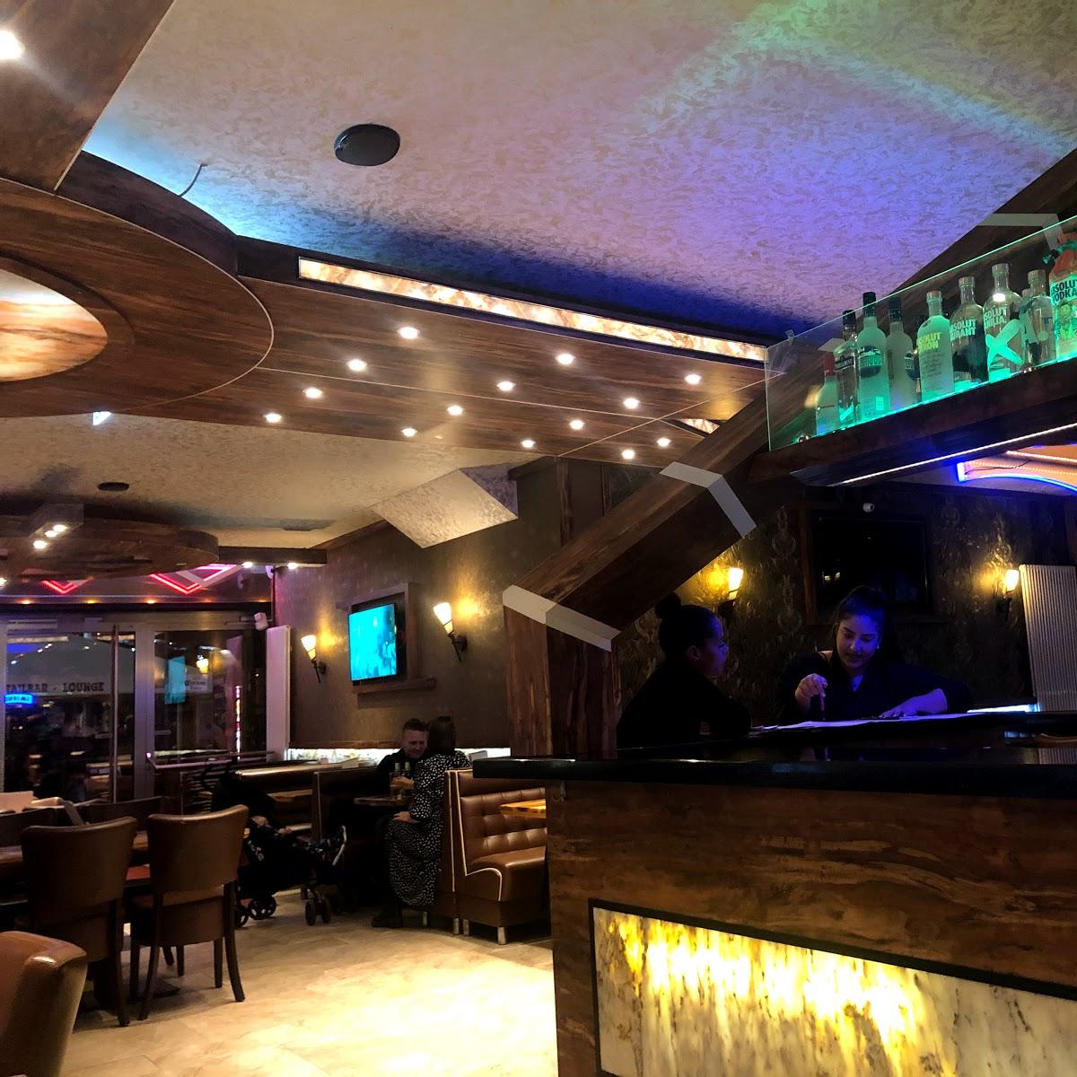 Restaurant "Oase Deluxe I Cocktailbar Alexanderplatz" in Berlin