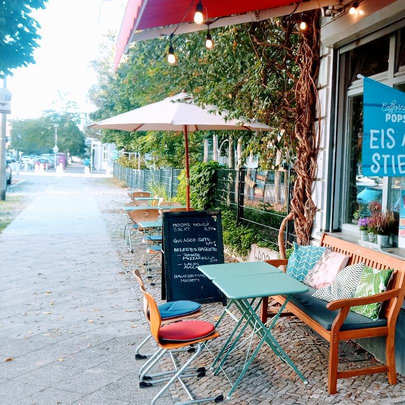 Restaurant "Cafè Nook" in Berlin