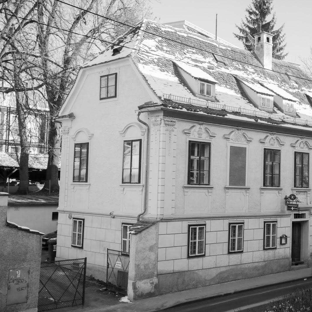 Restaurant "Gasthaus zum weißen Kreuz" in Graz