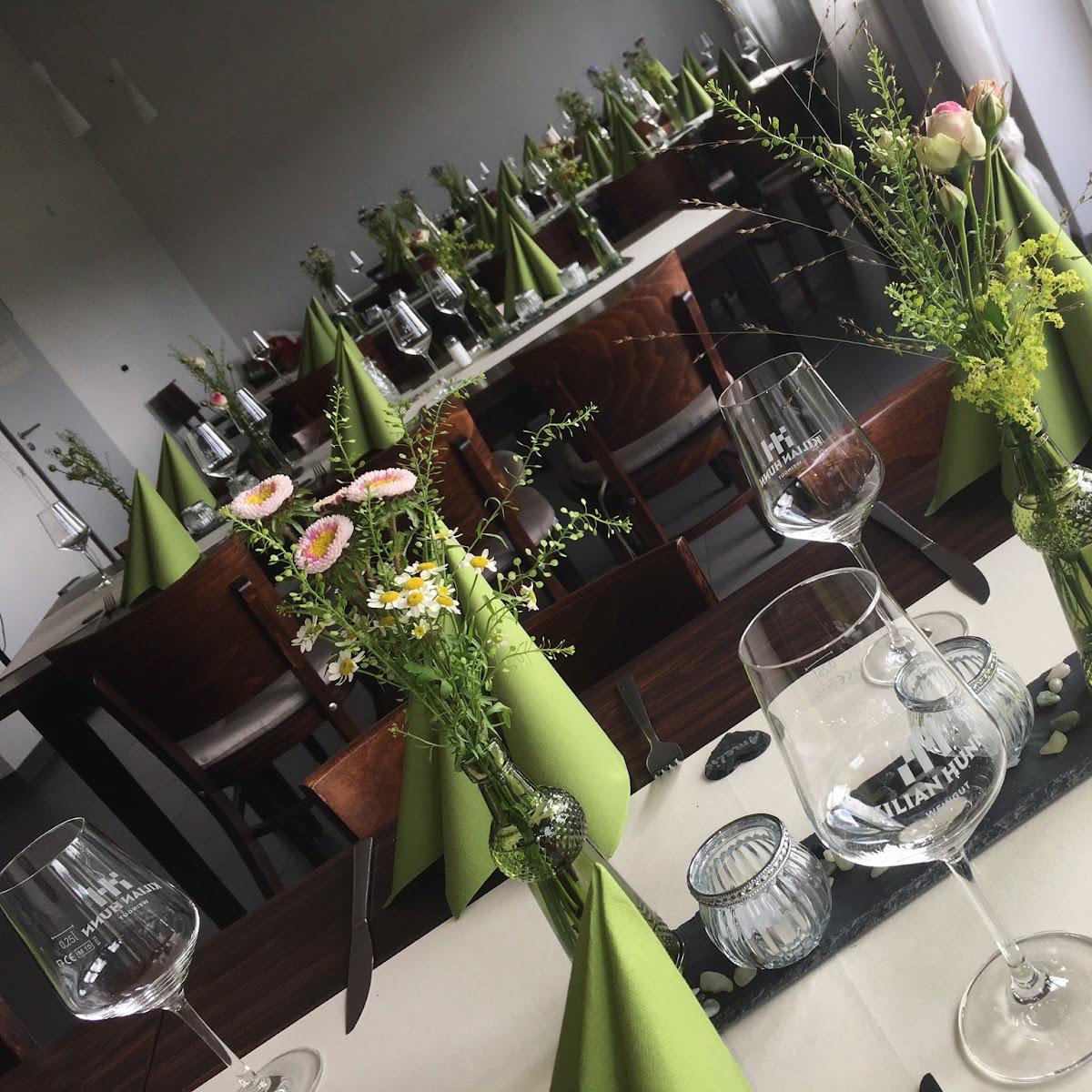 Restaurant "Sportgaststätte Schwarz-Weiß" in Gottenheim