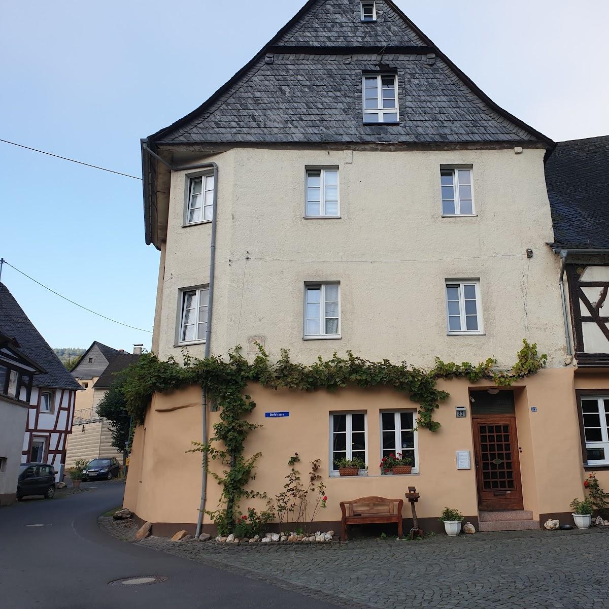 Restaurant "Refugium Thanatcha Privatzimmer" in Reil