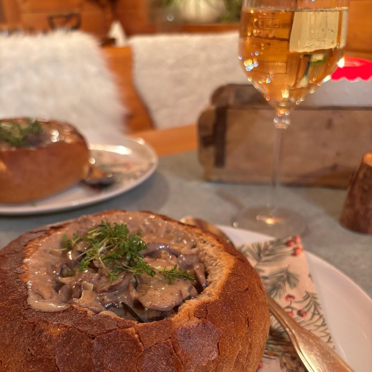 Restaurant "Berggasthof Taubenberg" in Warngau