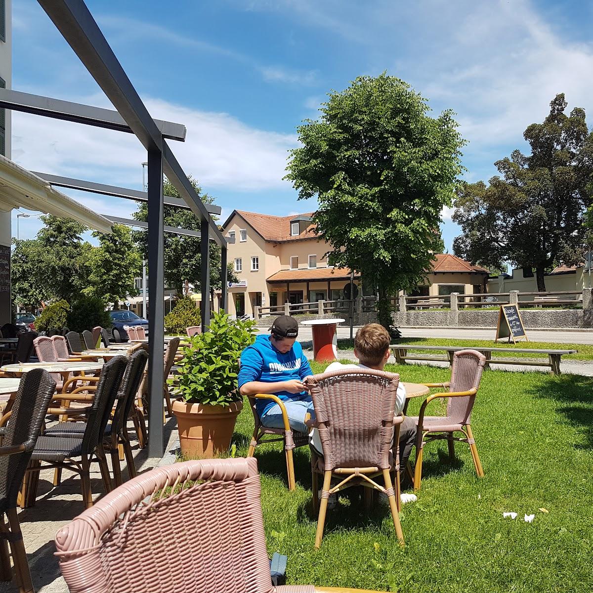 Restaurant "Eiscafe Franzetti Natur-Eis" in Holzkirchen