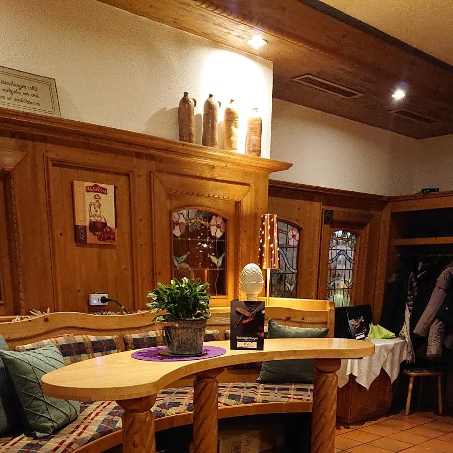 Restaurant "Pia
