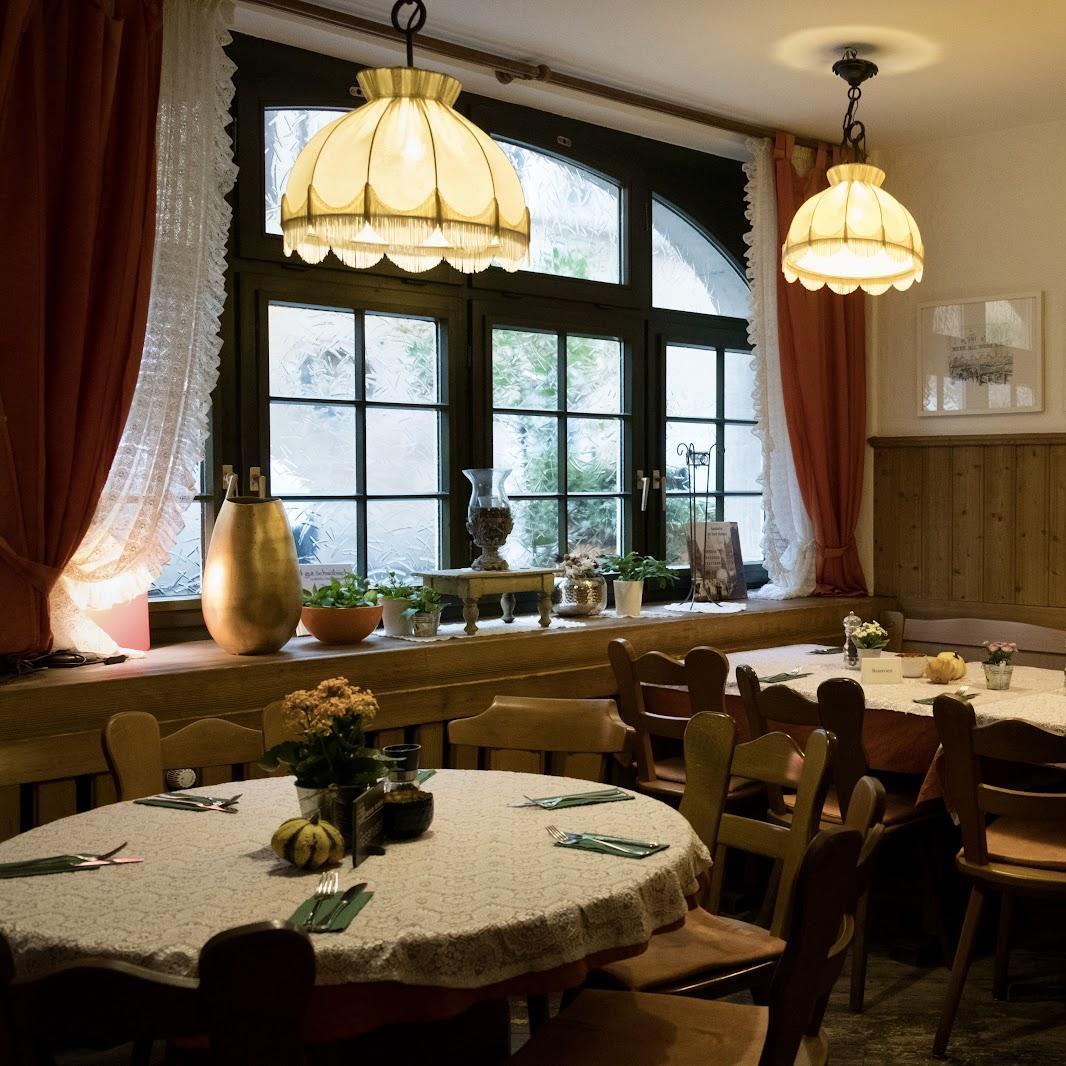 Restaurant "Weinstube Kachelofen" in Stuttgart