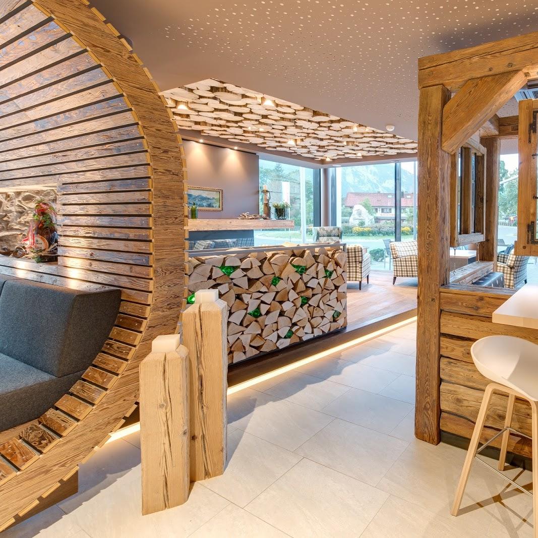 Restaurant "Bäckerei Cafe Schuhbeck (Brot & Kaffeehaus)" in Ruhpolding