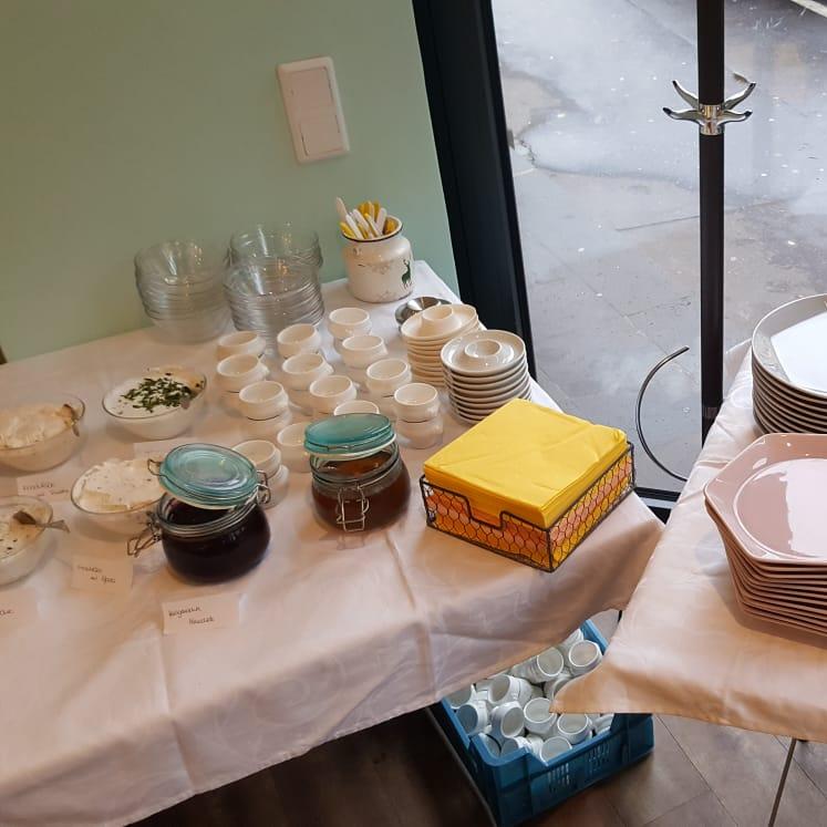 Restaurant "Café Lindenburg  I Frühstück, Küche & Kuchen" in Köln