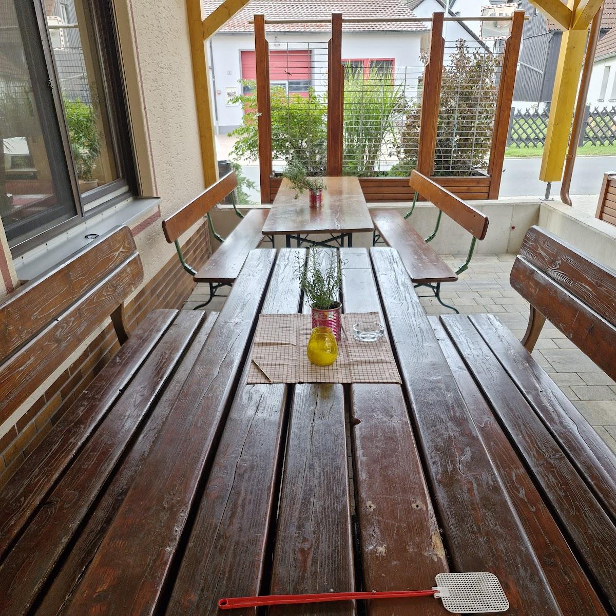 Restaurant "Robert und Karin Scharrer Gasthaus-Metzgerei GbR" in Simmelsdorf