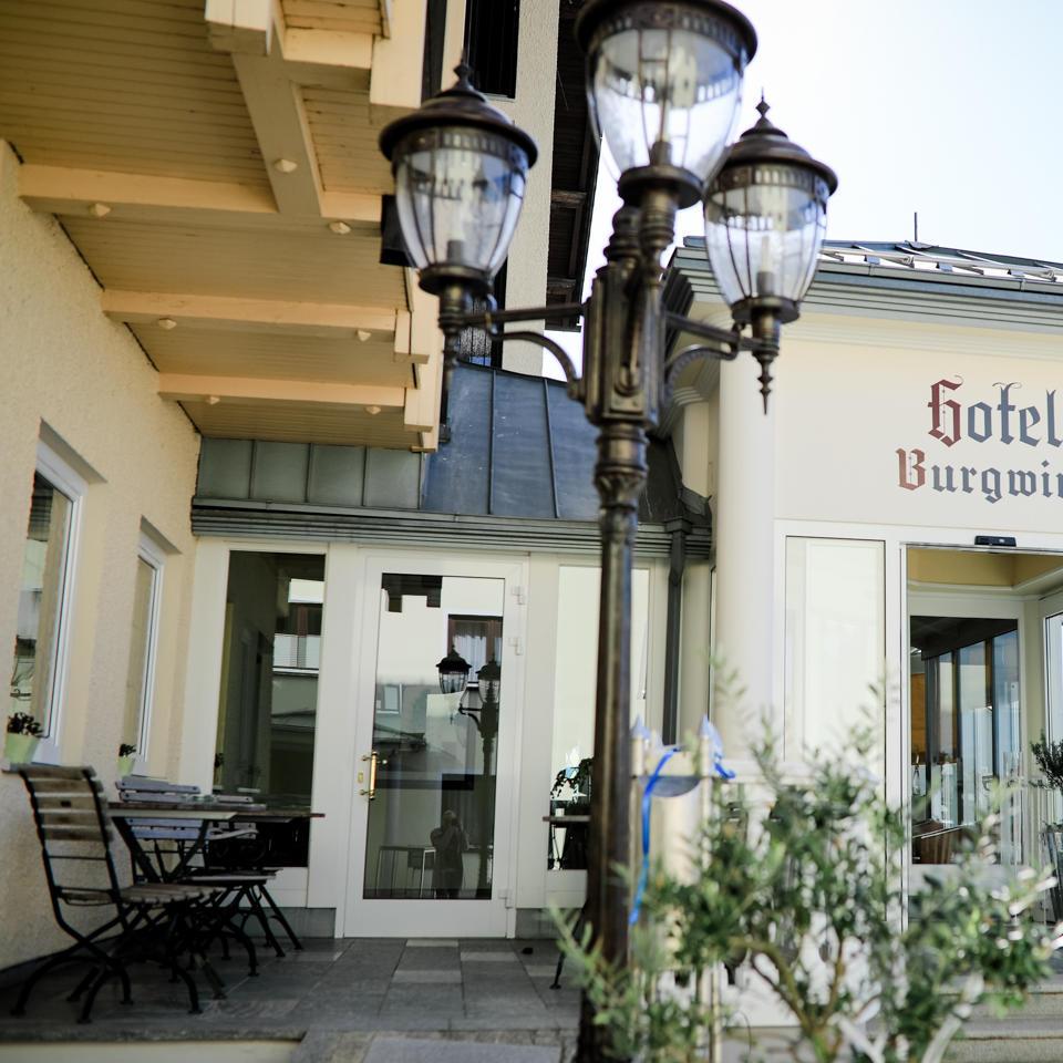 Restaurant "Hotel Burgwirt GmbH" in Deggendorf