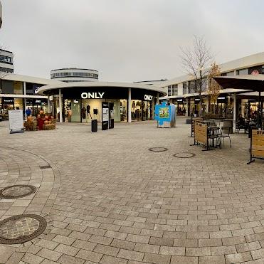 Restaurant "Starbucks" in Montabaur