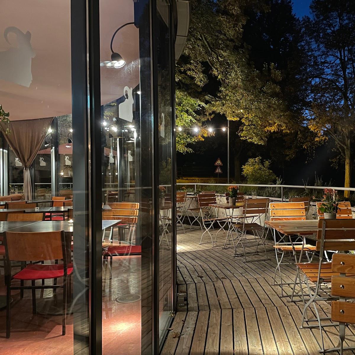 Restaurant "BERGstation Café.Restaurant im Huthpark" in Frankfurt am Main