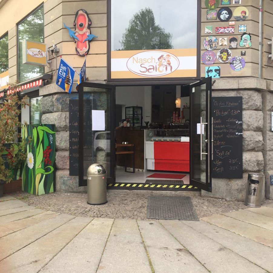 Restaurant "Karl-Liebknecht-Straße 92" in Leipzig