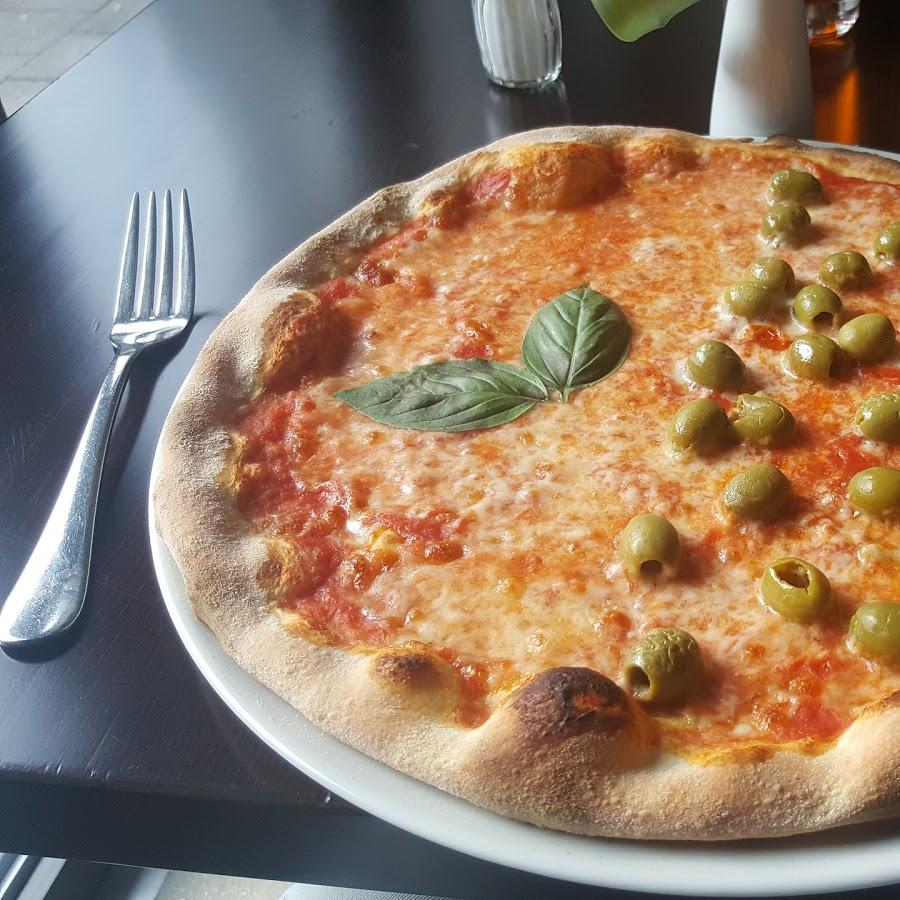 Restaurant "Vino e Libri" in Berlin