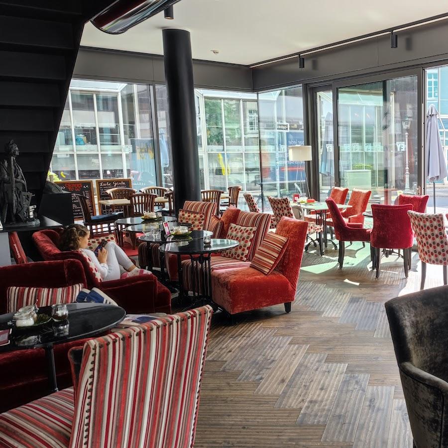 Restaurant "Mutter Ey Café" in Düsseldorf