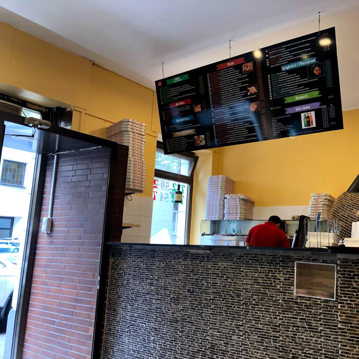 Restaurant "Pizza Pazza" in Köln