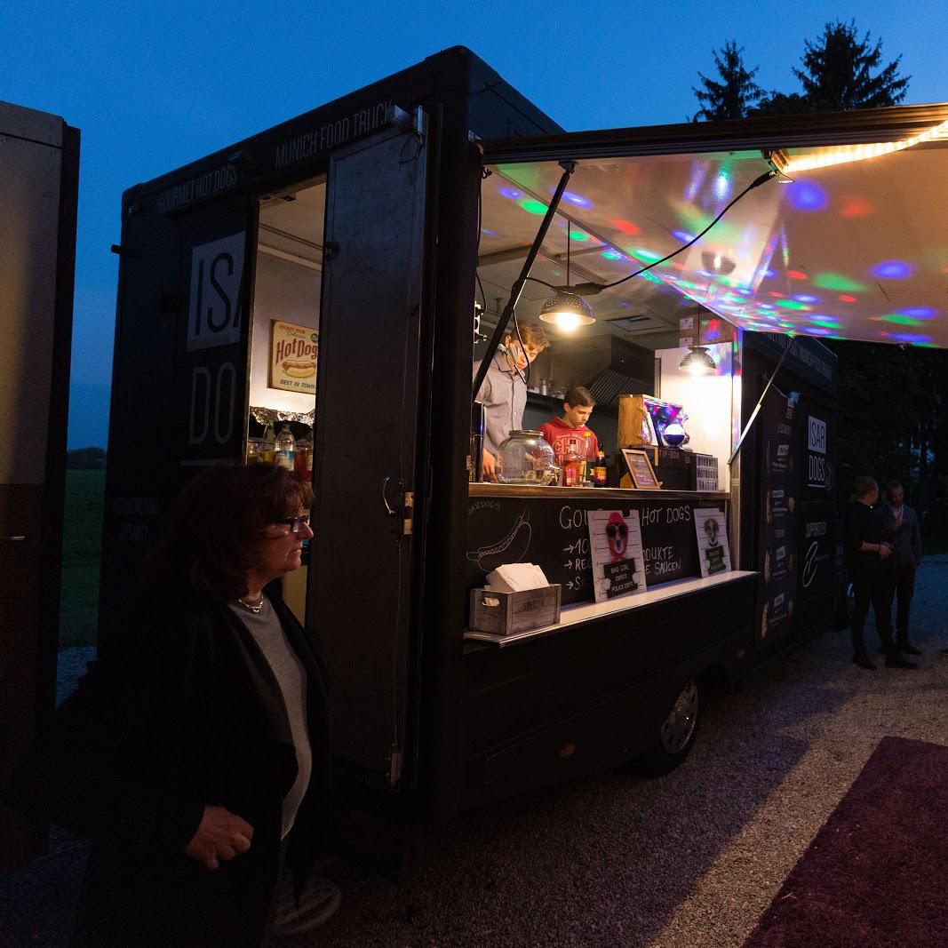 Restaurant "ISARDOGS Food Truck GbR" in München