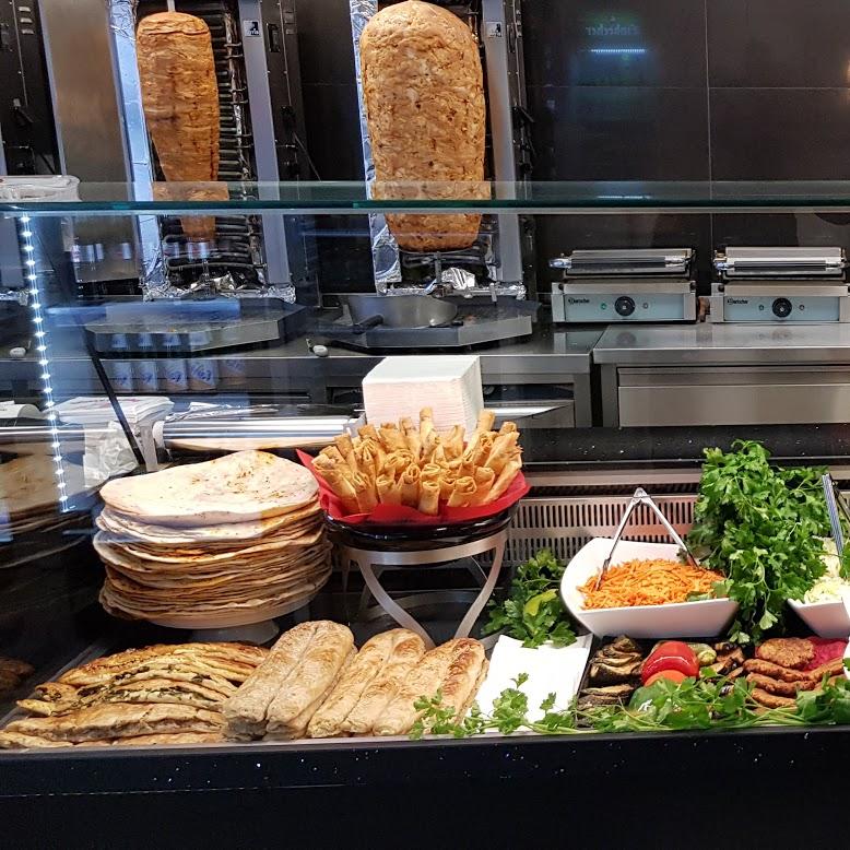 Restaurant "Snack-Point" in  Kassel