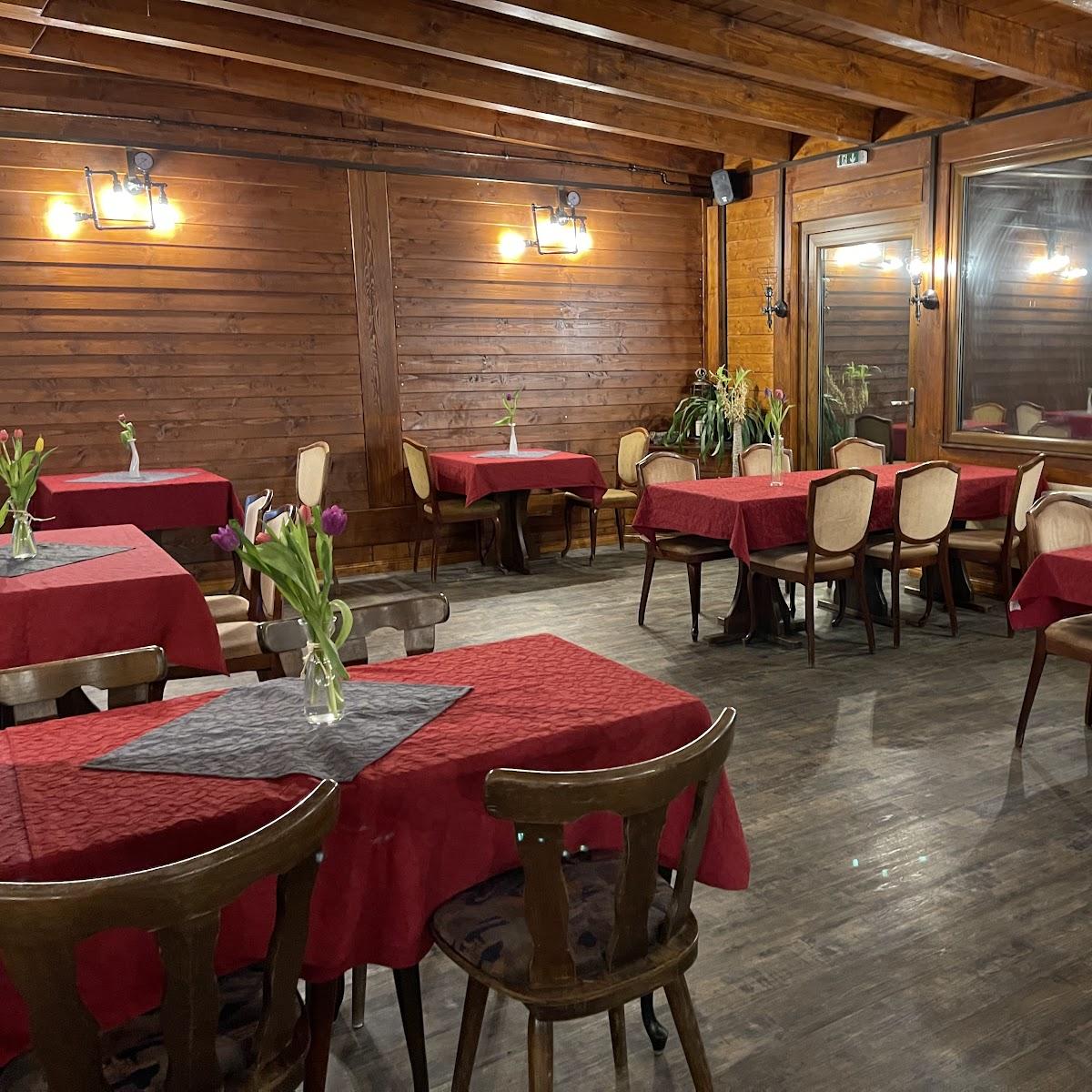 Restaurant "Roter Milan" in Halle (Saale)