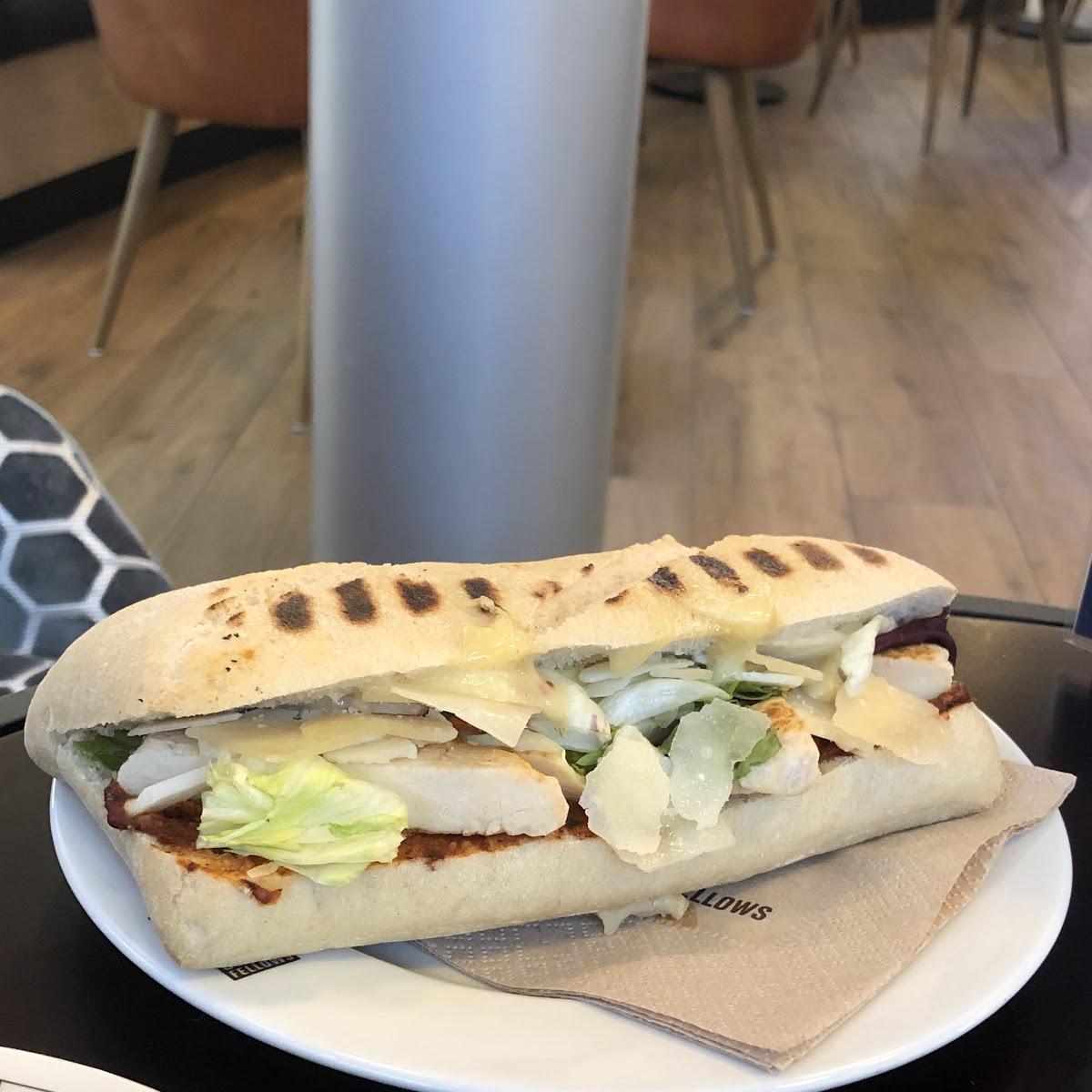 Restaurant "Coffee Fellows - Kaffee, Bagels, Frühstück" in Leuna