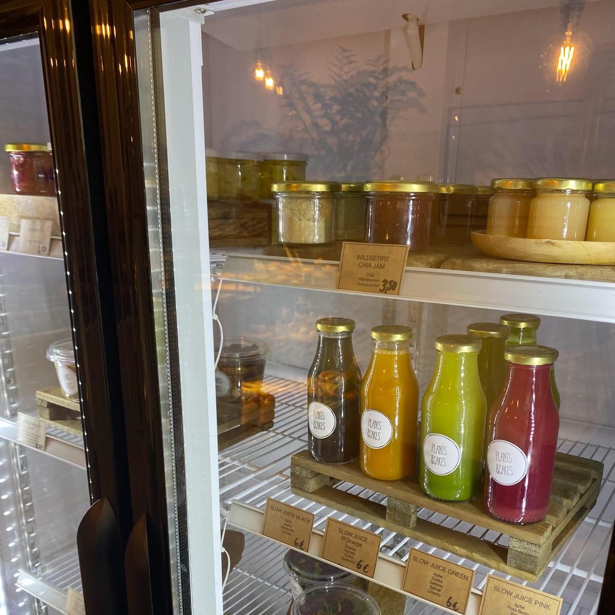 Restaurant "Plants & Cakes - Takeway Cakery & Juice bar" in Frankfurt am Main