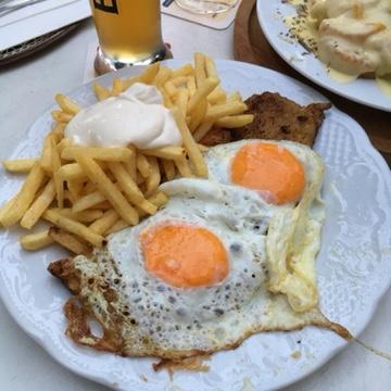 Restaurant "Zum Burgfrieden" in  Büren