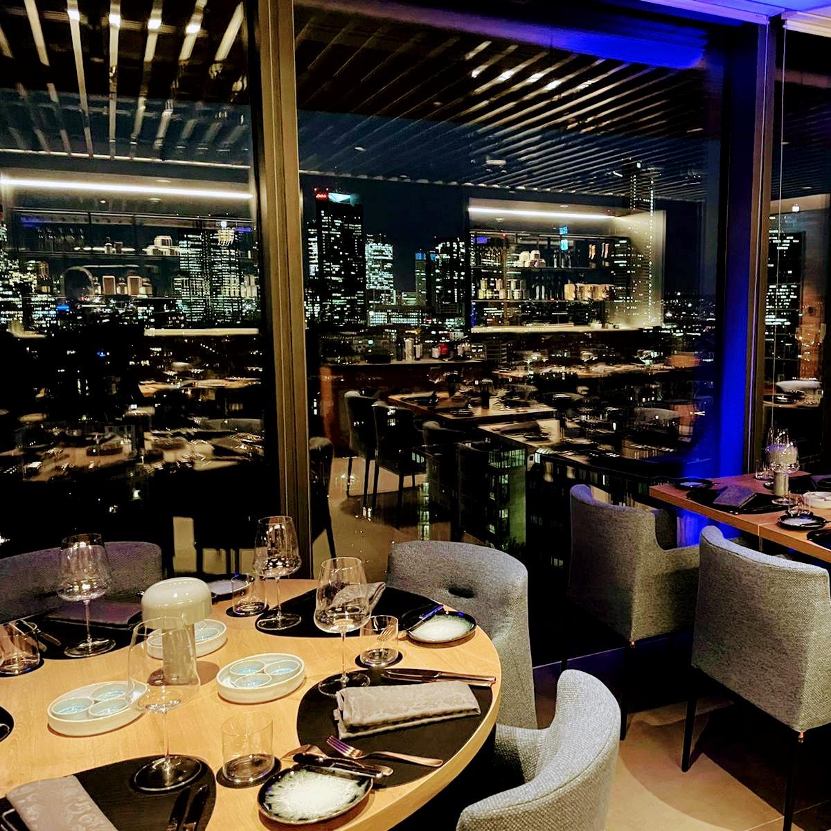 Restaurant "Oben Restaurant & Skybar" in Frankfurt am Main