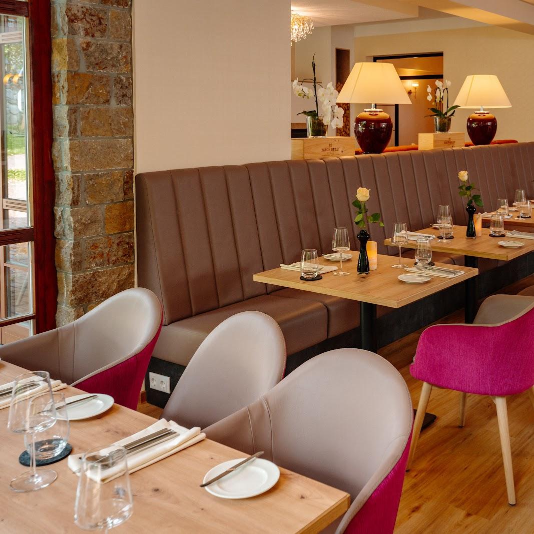 Restaurant "Hotel-Restaurant Lengefelder Warte GmbH & Co. KG" in Unstruttal