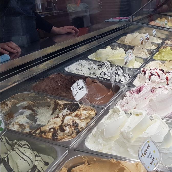 Restaurant "Eis Santin" in Augsburg