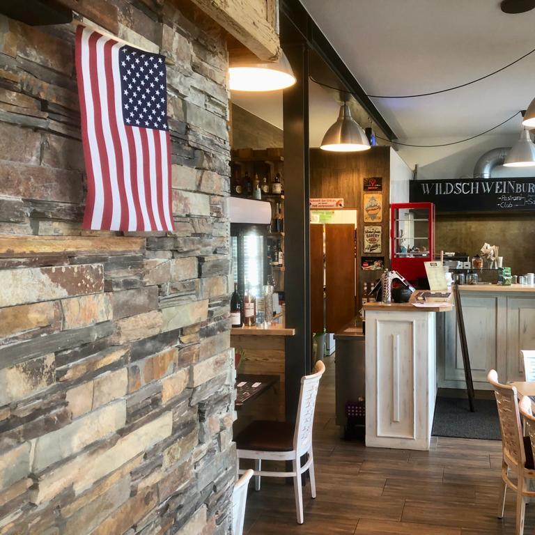 Restaurant "Ronny
