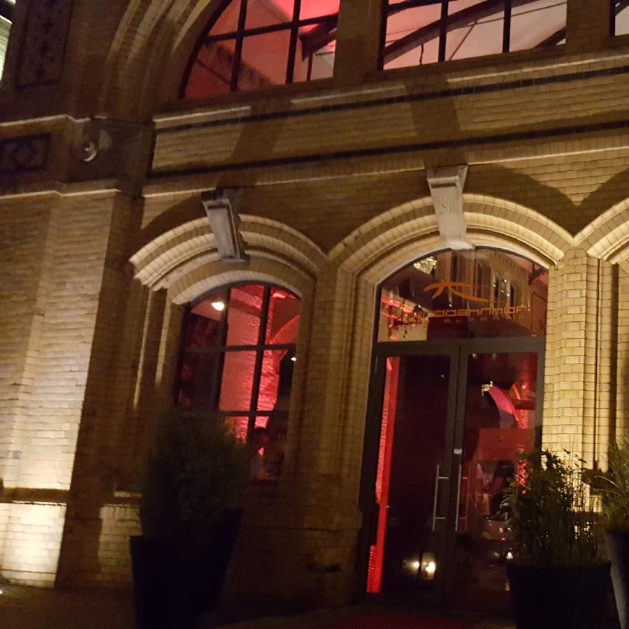 Restaurant "Nordbahnhof Two Buddhas" in Berlin