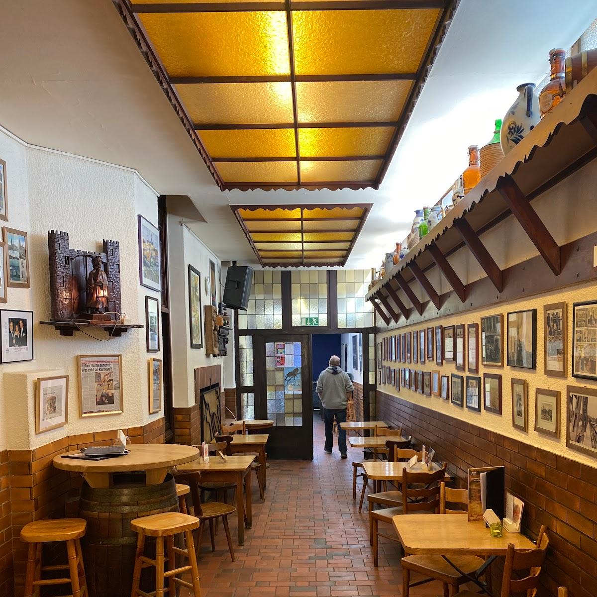 Restaurant "Weinhaus Vogel" in Köln