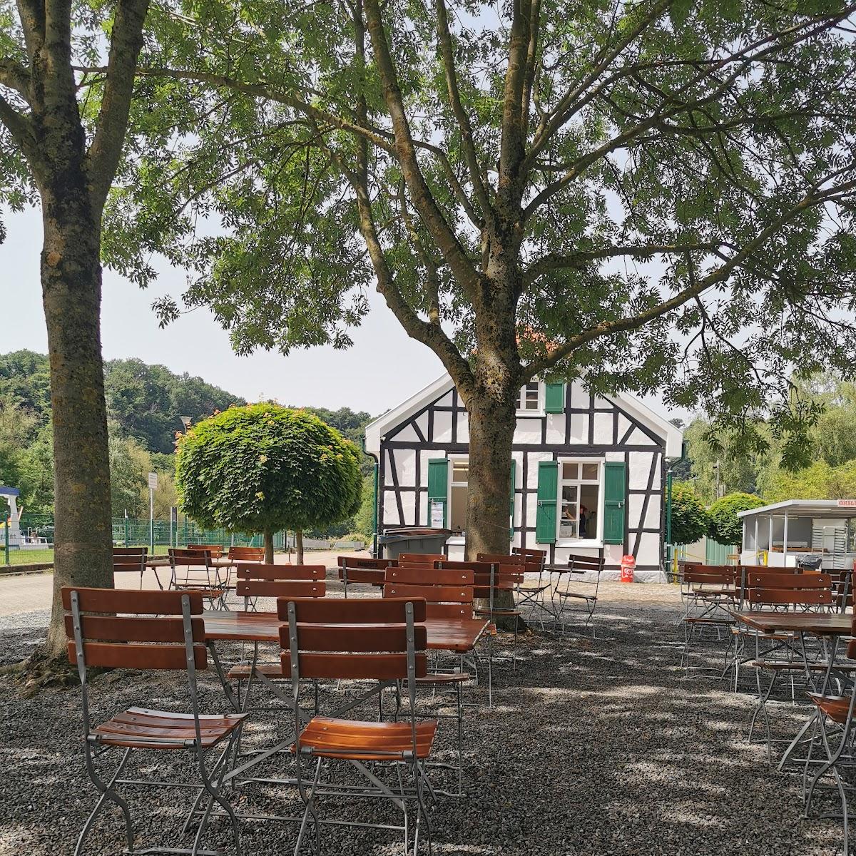 Restaurant "Königliches Schleusenwärterhaus" in Witten