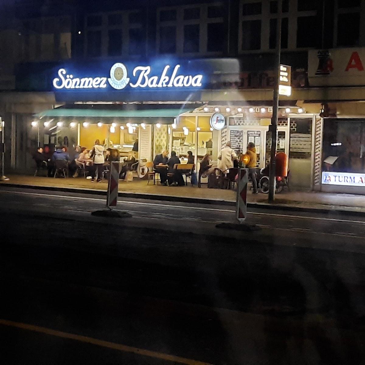 Restaurant "SÖNMEZ BAKLAVA MANUFAKTUR" in Berlin