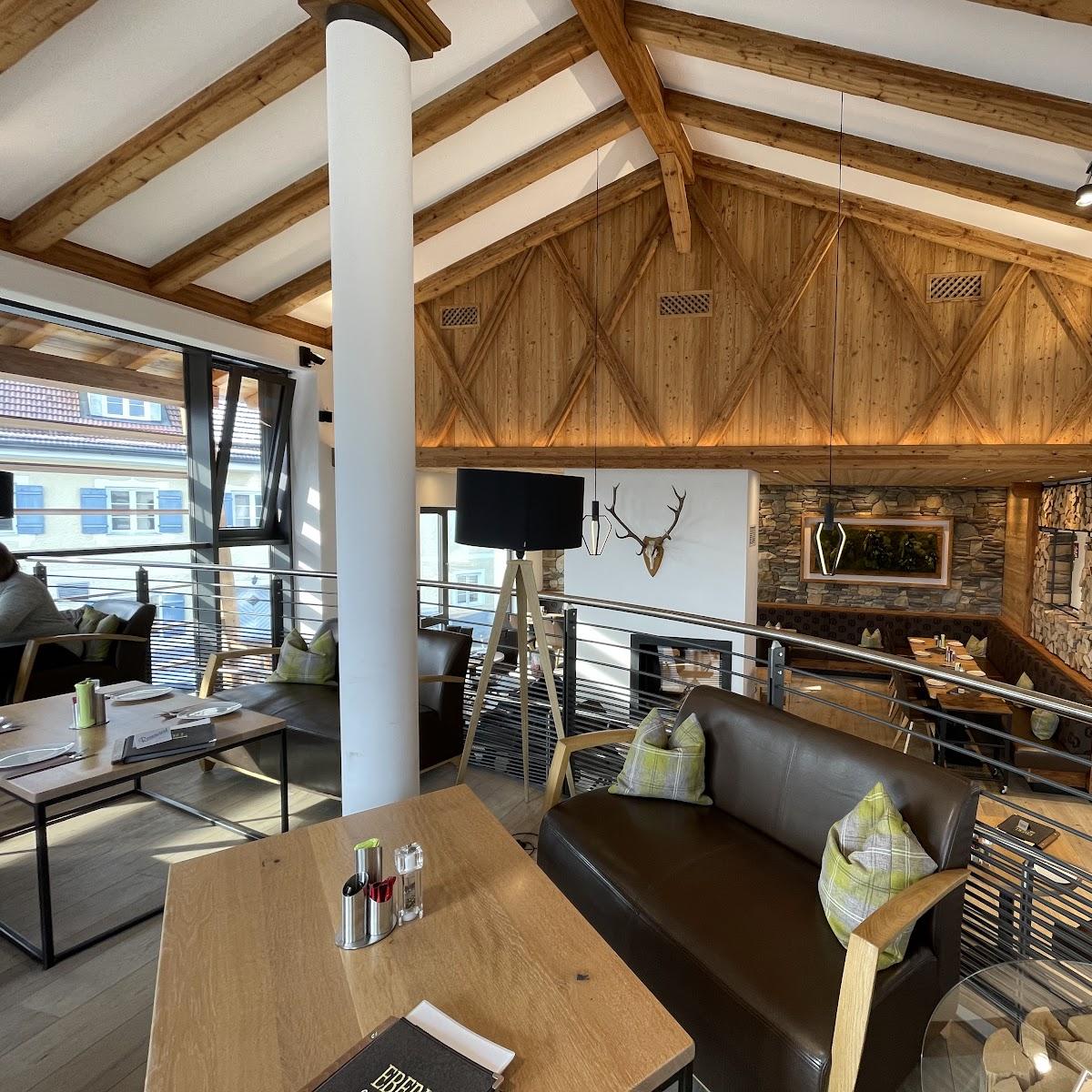 Restaurant "Café- Bäckerei-Konditorei Eberl GmbH" in Bichl