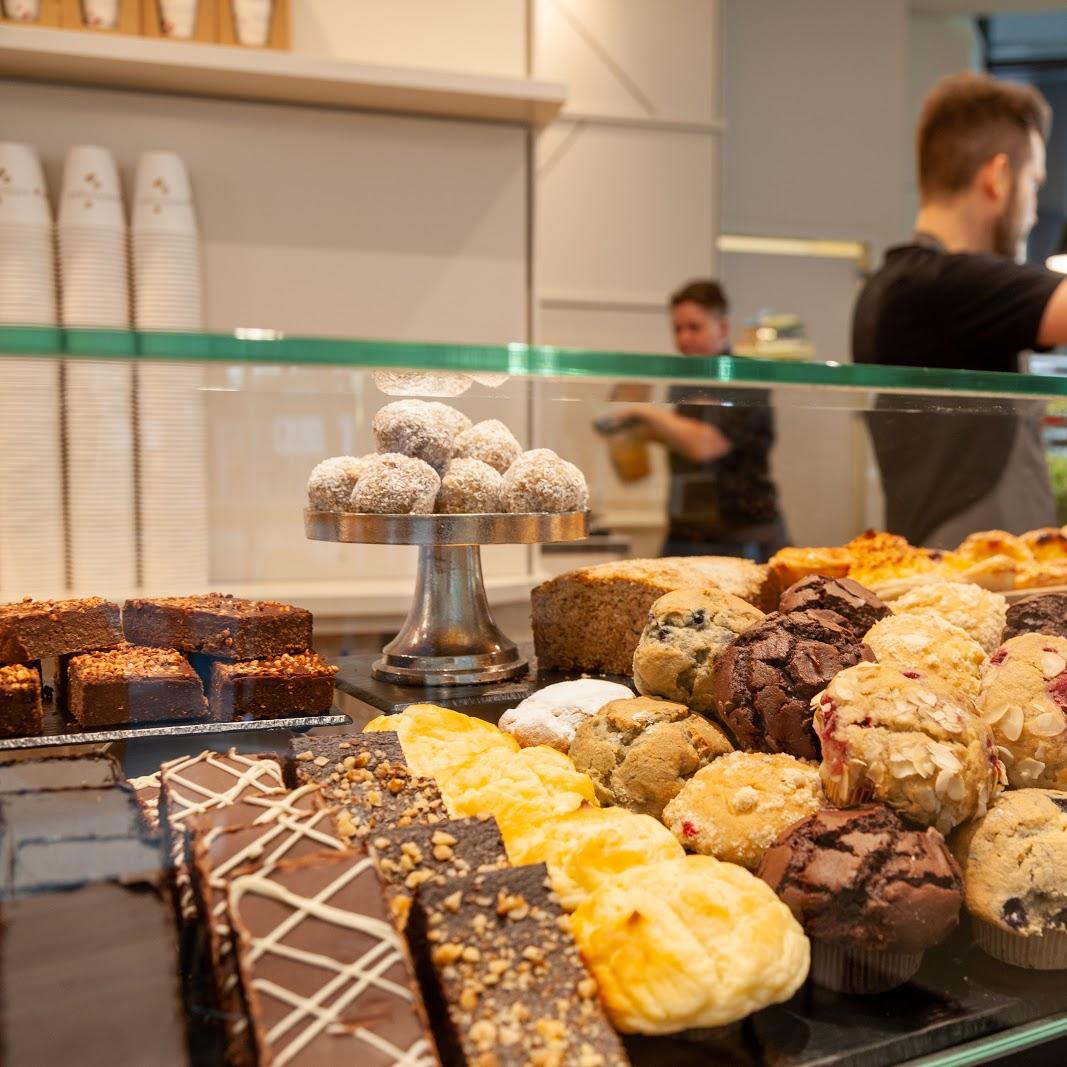 Restaurant "auf die hand - Potsdamer Platz Arkaden" in Berlin