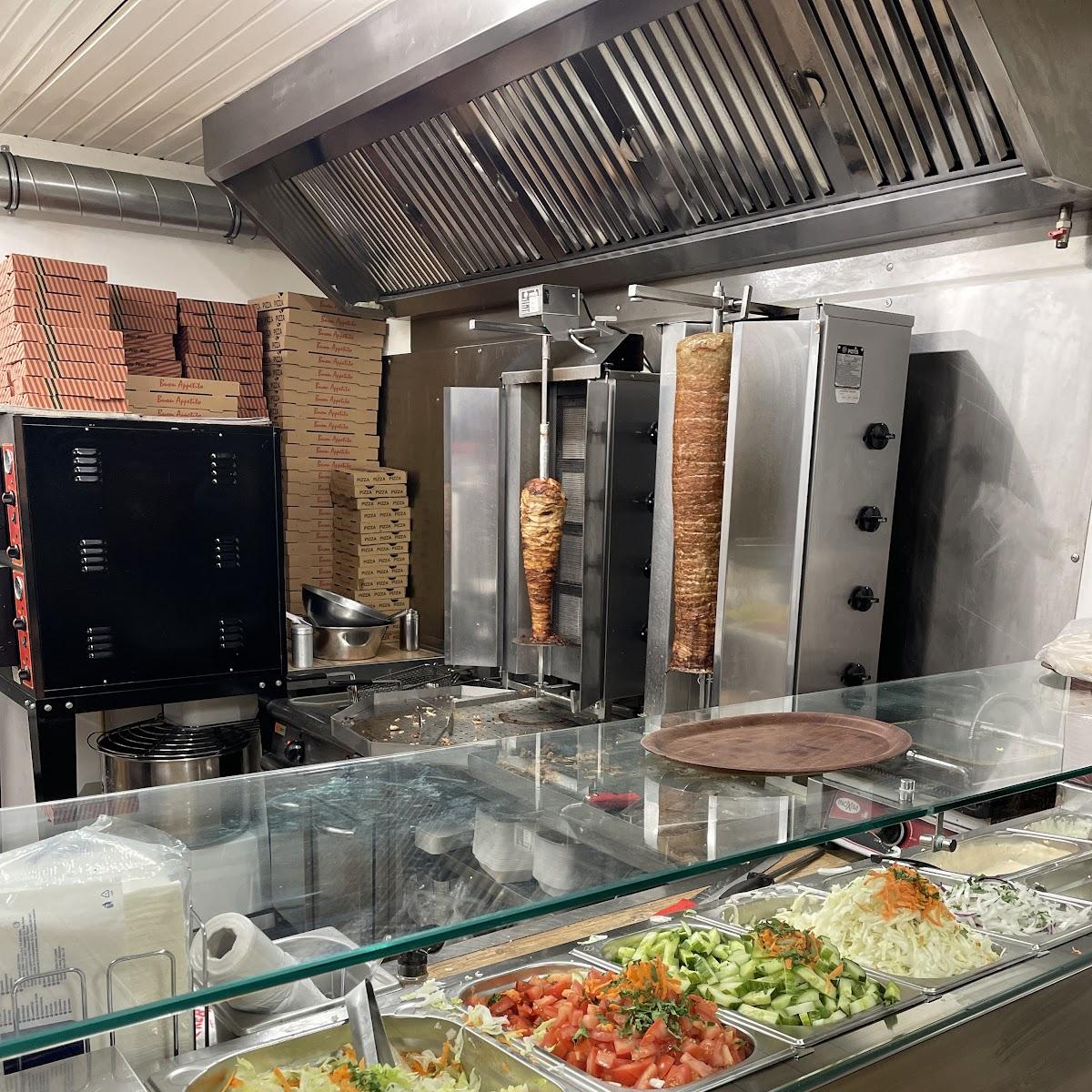 Restaurant "Timurs Hütte" in Friedland