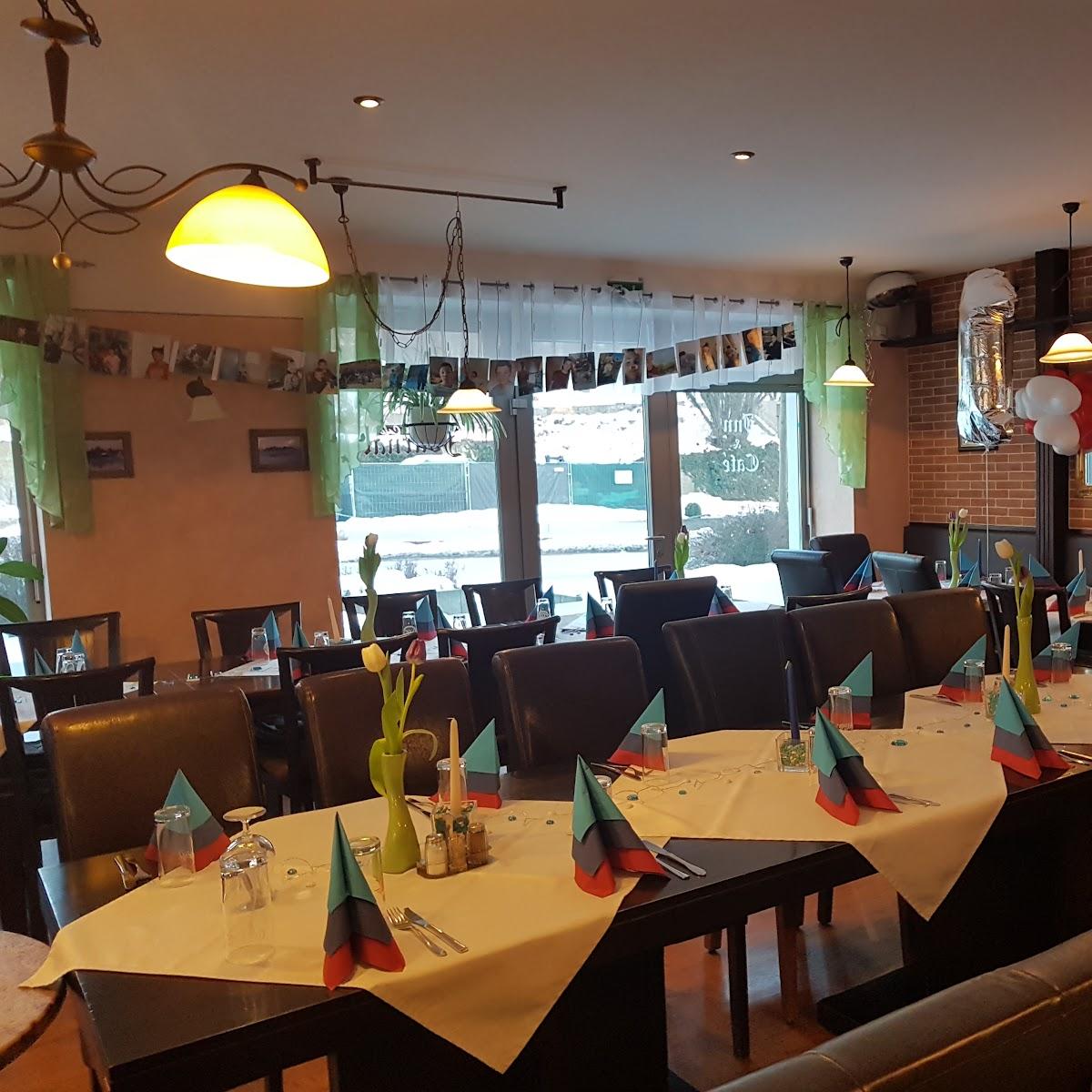 Restaurant "Inn & Café Journal" in Cham