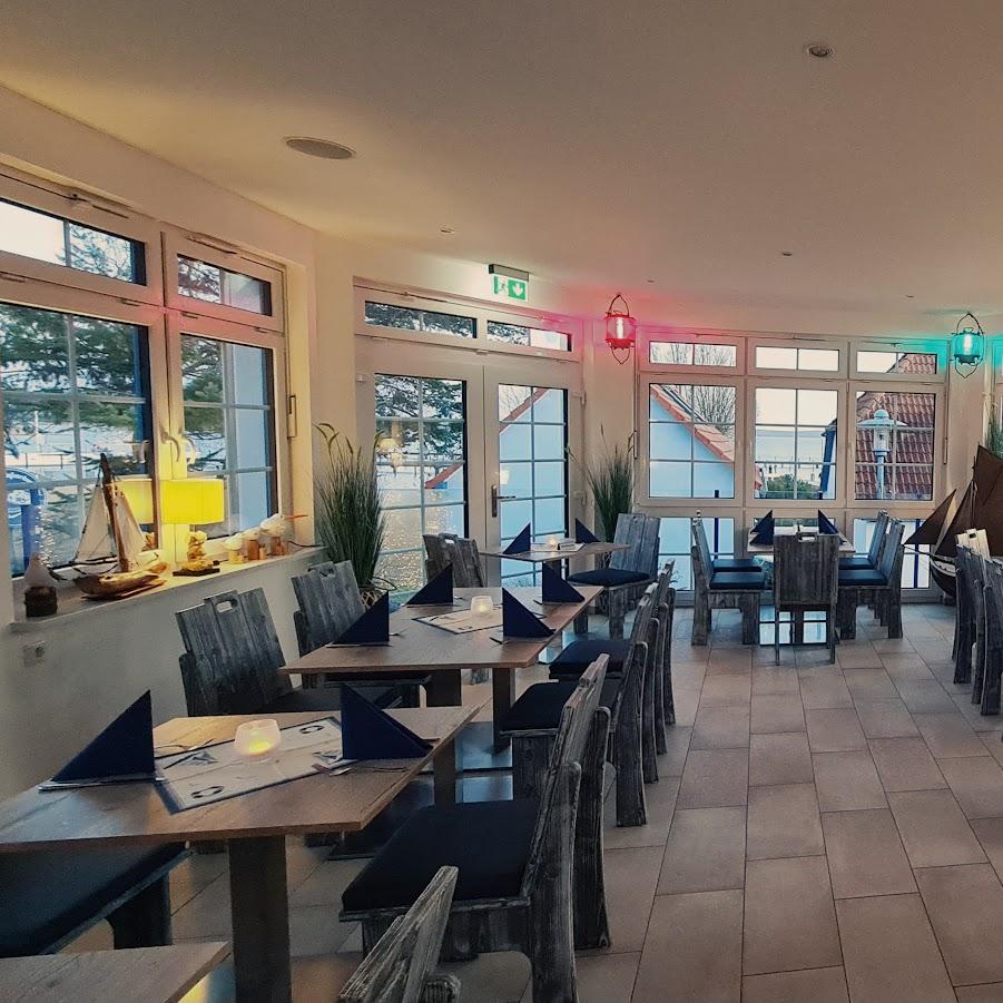 Restaurant "Zur kleinen Hafenräucherei" in Breege