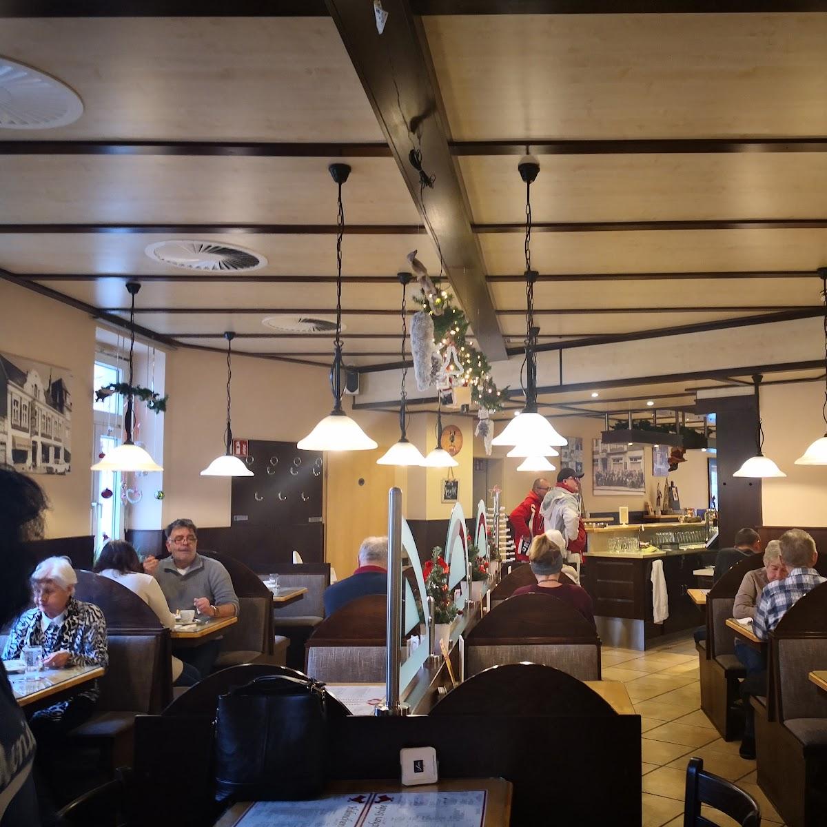 Restaurant "Hähnchen-Stube" in Bergheim