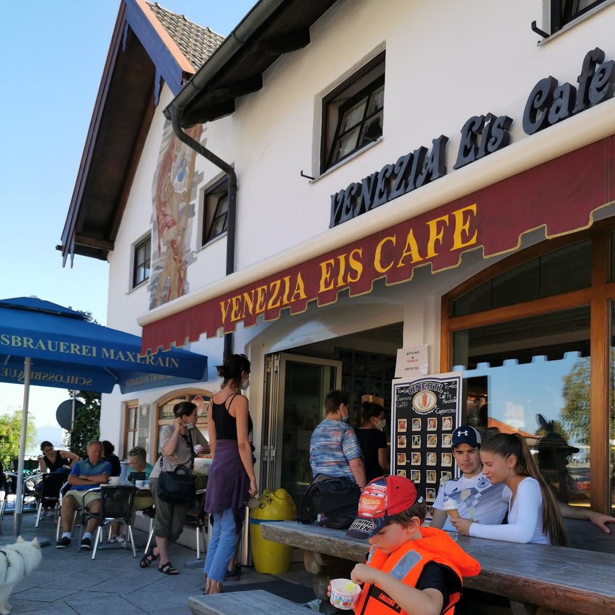 Restaurant "Eiscafé Venezia" in Gstadt am Chiemsee