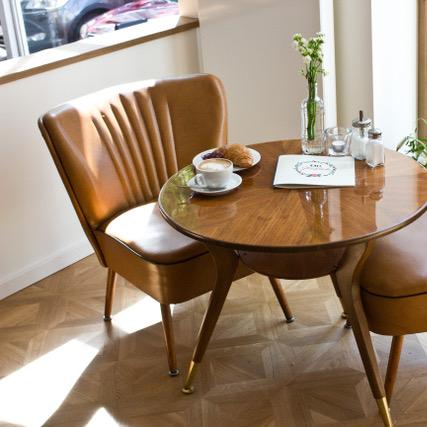 Restaurant "Cafe Glücklich" in Frankfurt am Main