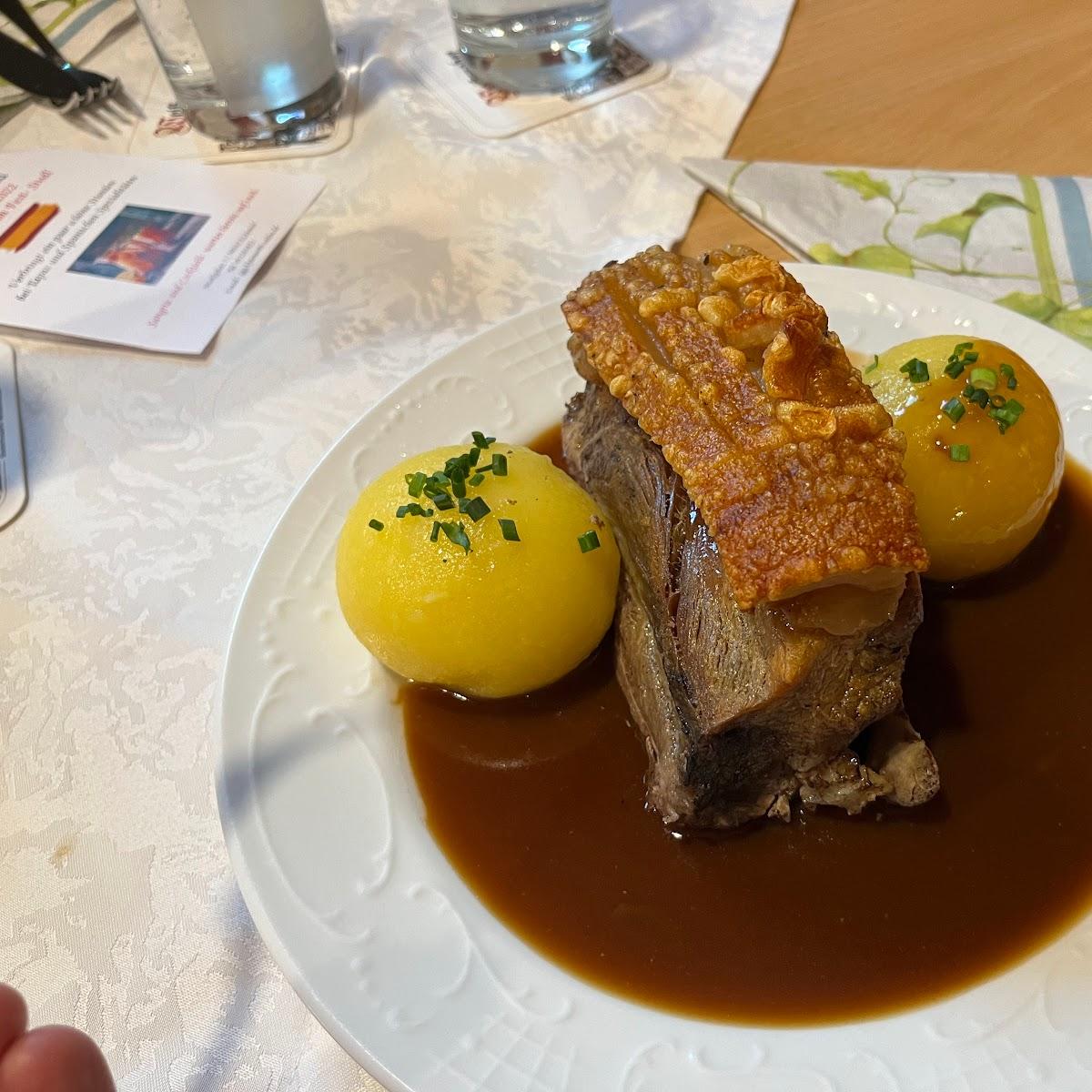 Restaurant "Gasthaus Rotes Roß Inh. Georg Krämer" in Eckental