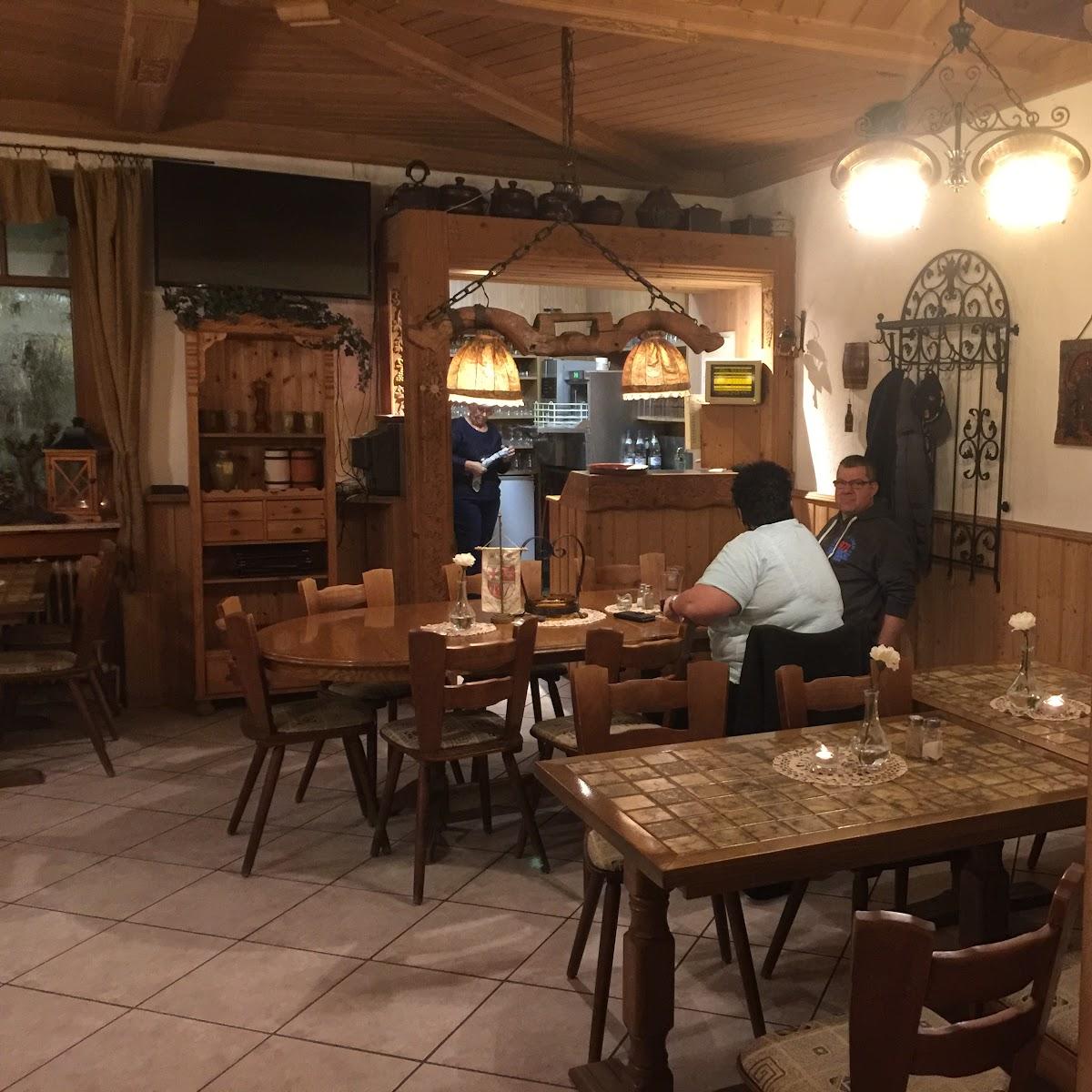 Restaurant "Quink-Klein - Weingut & Gutsausschank" in Hochheim am Main
