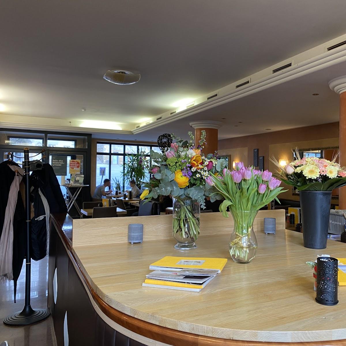 Restaurant "Pizzeria & Eiscafe La Piazza" in Herrenberg